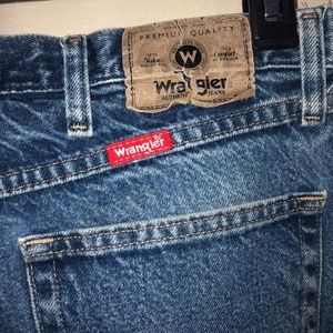 Wrangler vintage jeans.